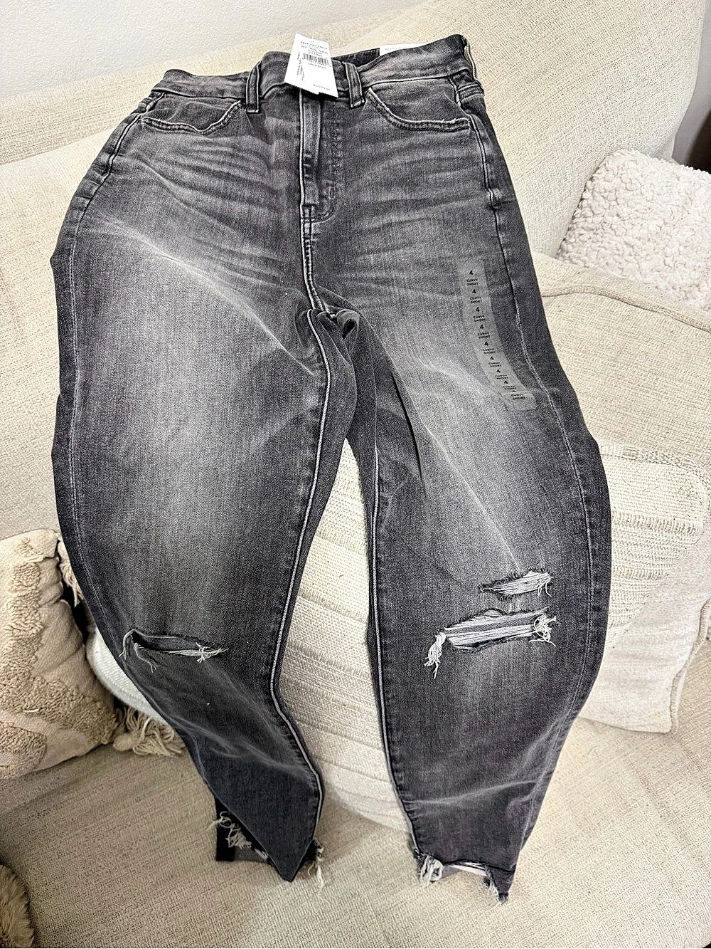 American Eagle AE Curvy Ripped Mom Jean Gray Jeans